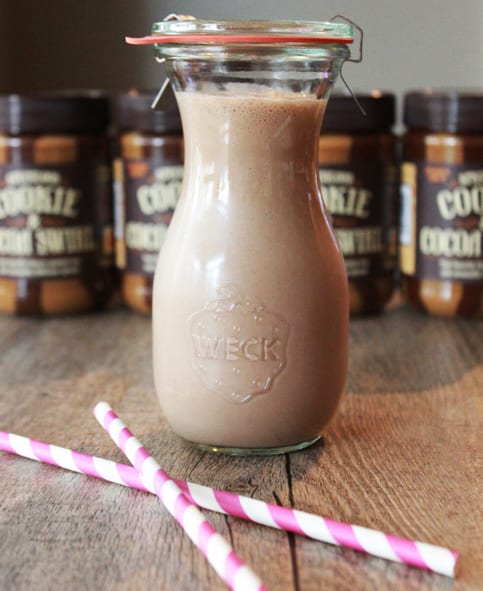 Almond and Cookie Butter Oatmeal Protein Shake